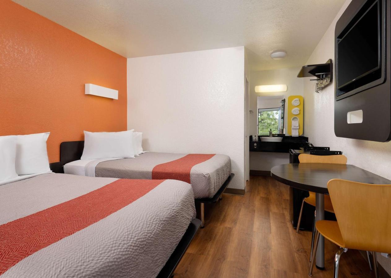Motel 6-Camarillo, Ca Екстер'єр фото