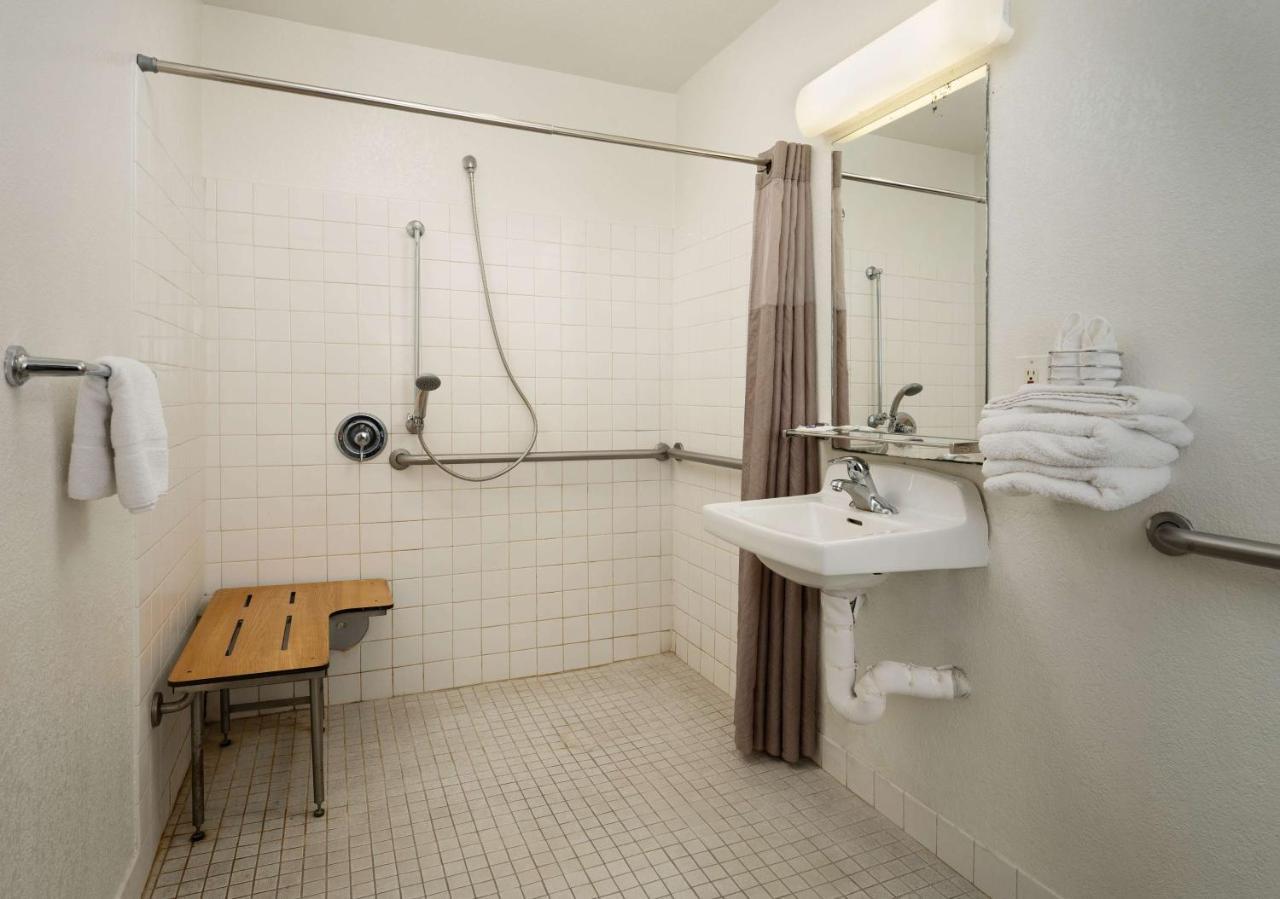 Motel 6-Camarillo, Ca Екстер'єр фото