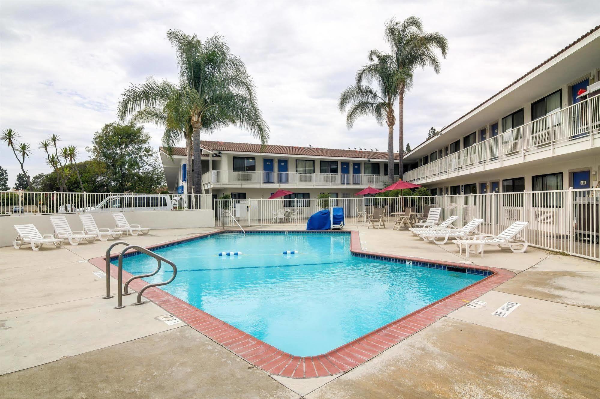 Motel 6-Camarillo, Ca Екстер'єр фото