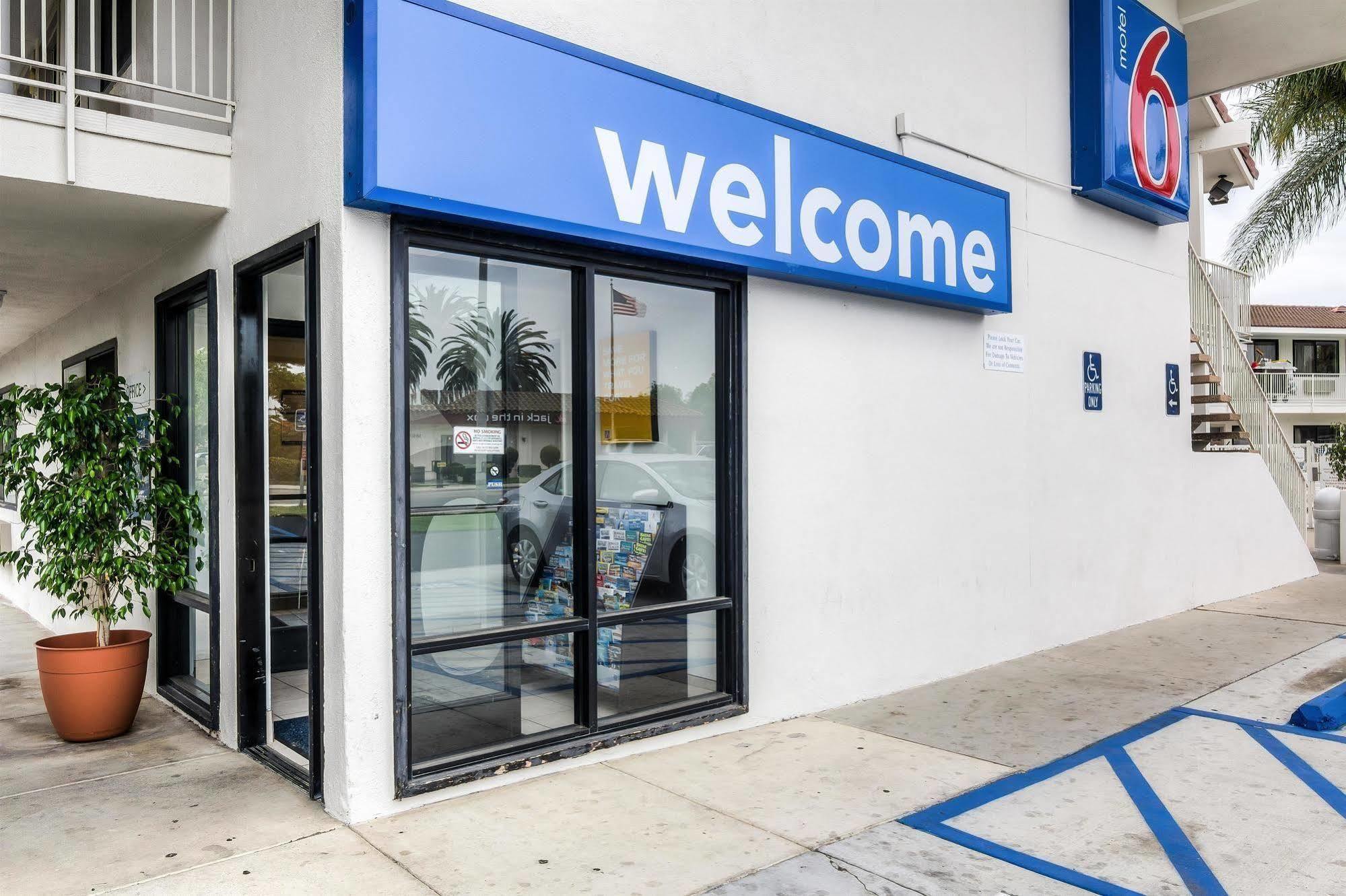 Motel 6-Camarillo, Ca Екстер'єр фото